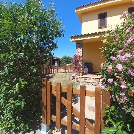 Villette Oasi San Teodoro  Exteriör bild